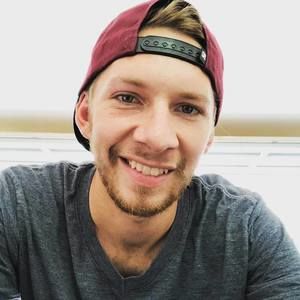 Meet your Posher, Deven